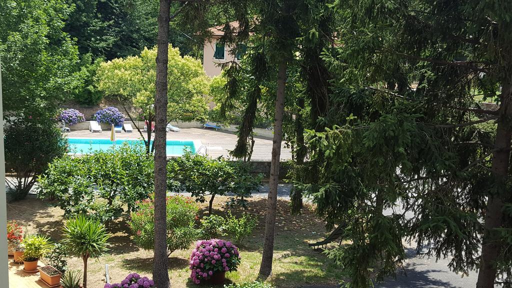 Hotel La Pineta โกโกเลโต ภายนอก รูปภาพ